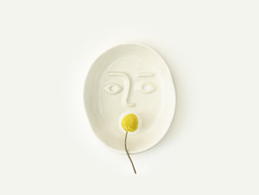 Ceramic Face Dish nº1 / Incense Holder / Soap or Ring Dish