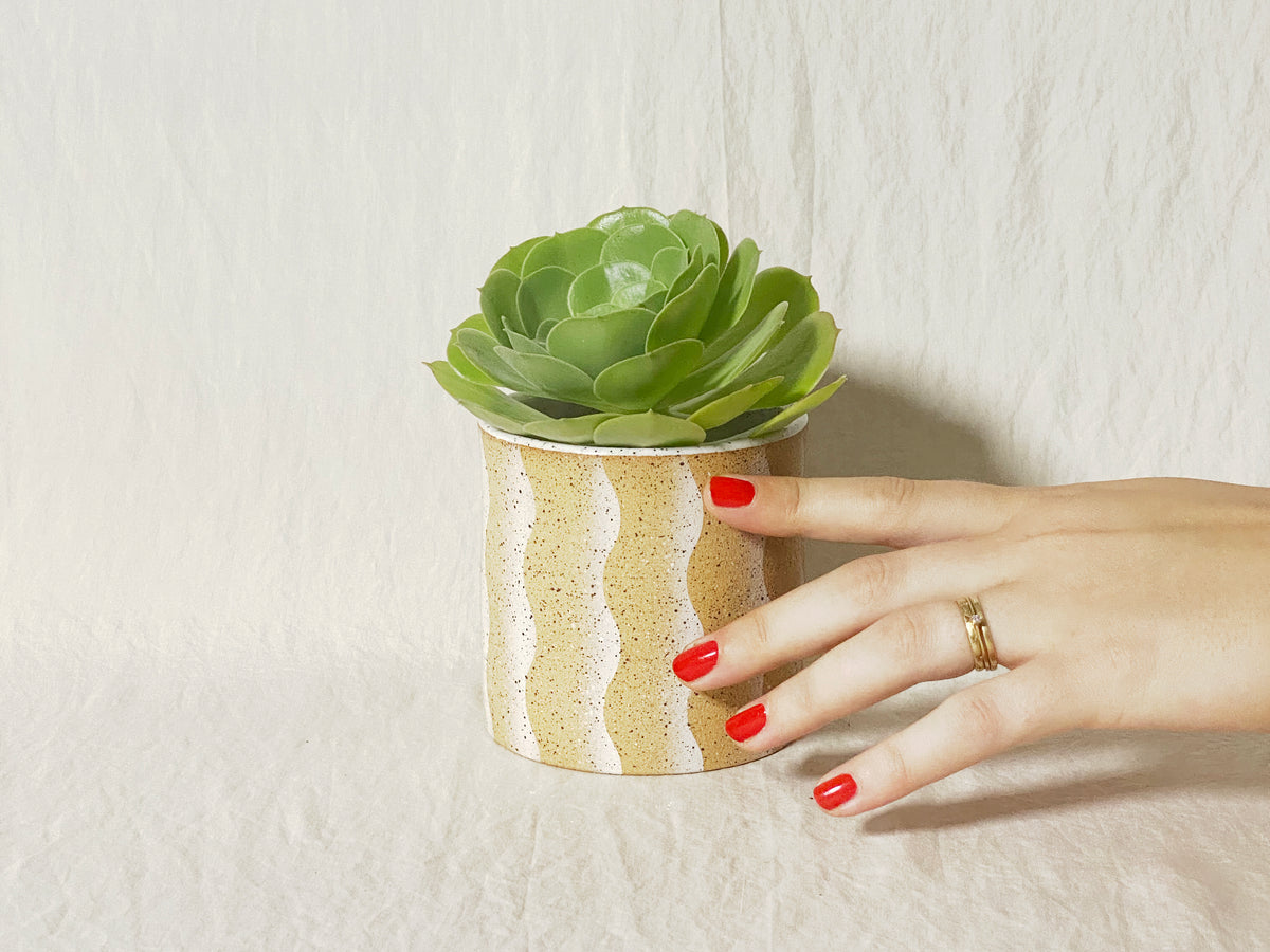 Wave Planter / Pot