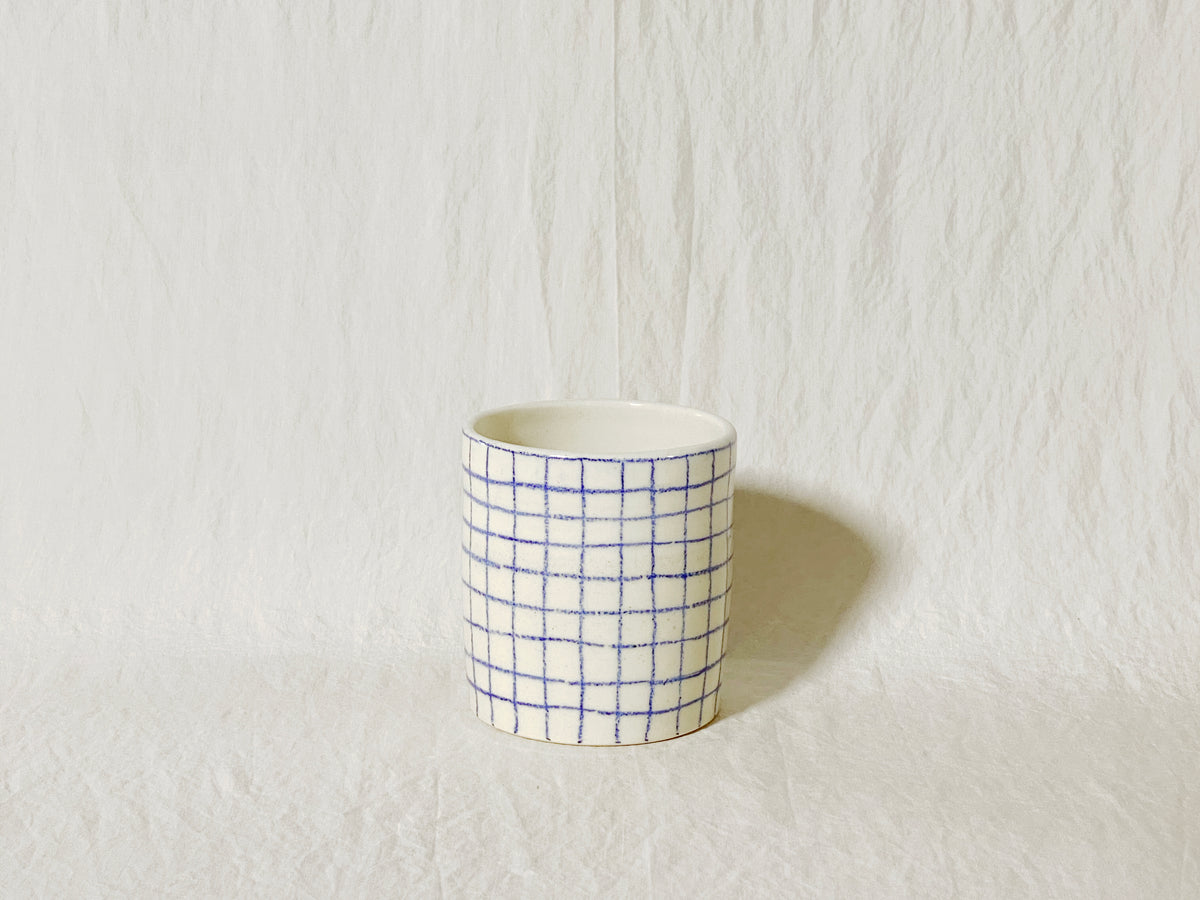 Gridlines - Medium Blue