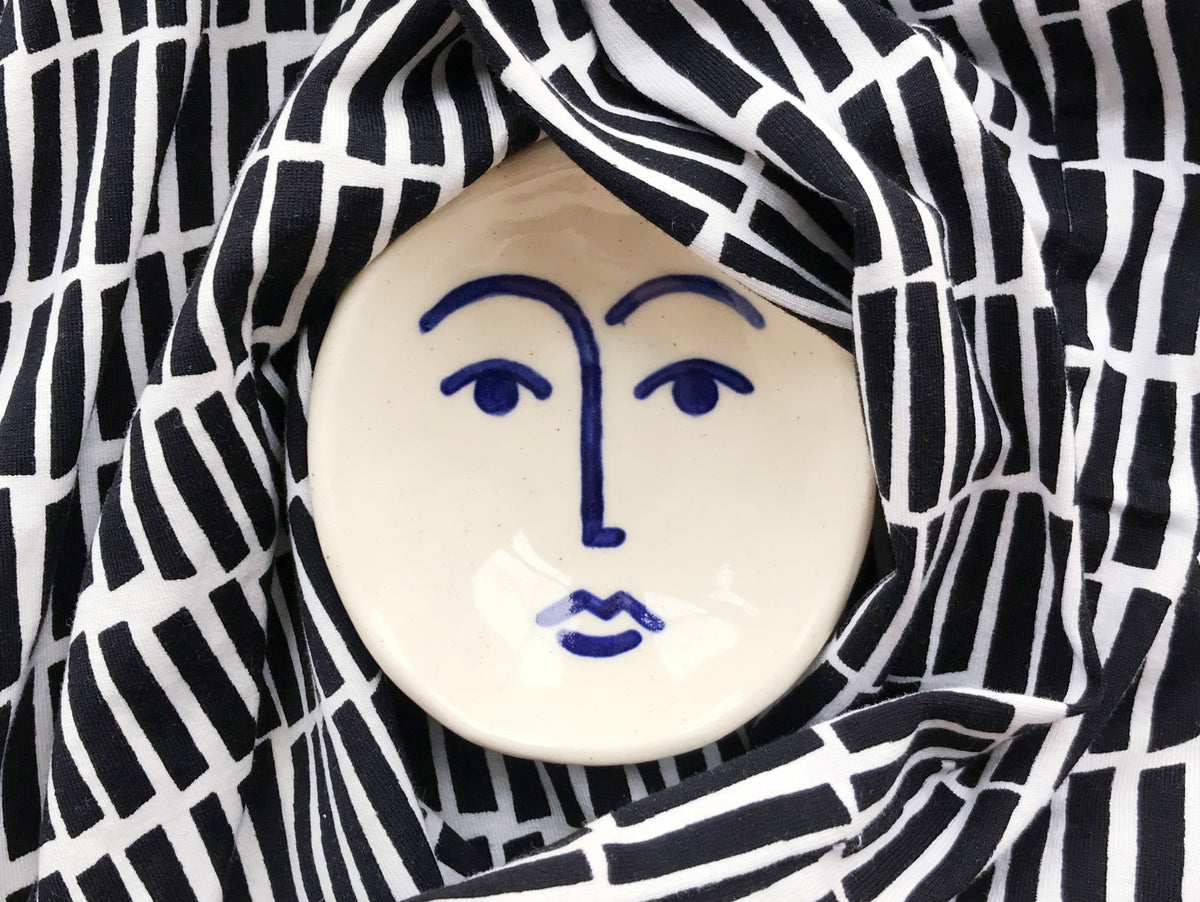 Ceramic Face Dish nº7 / Incense Holder / Ring Dish