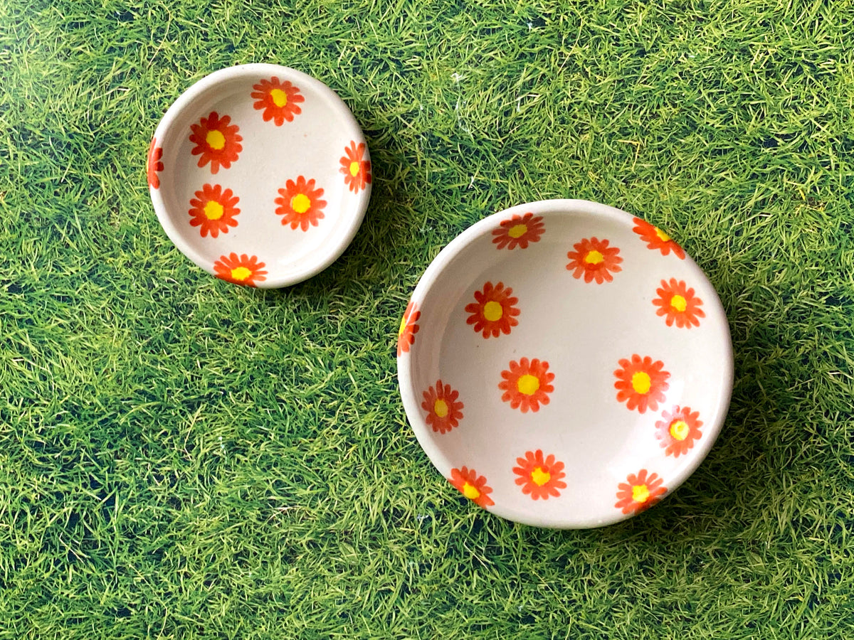 Pre-Order: Trinket Ring Dish - "Daisy" Flower Pattern - Orange