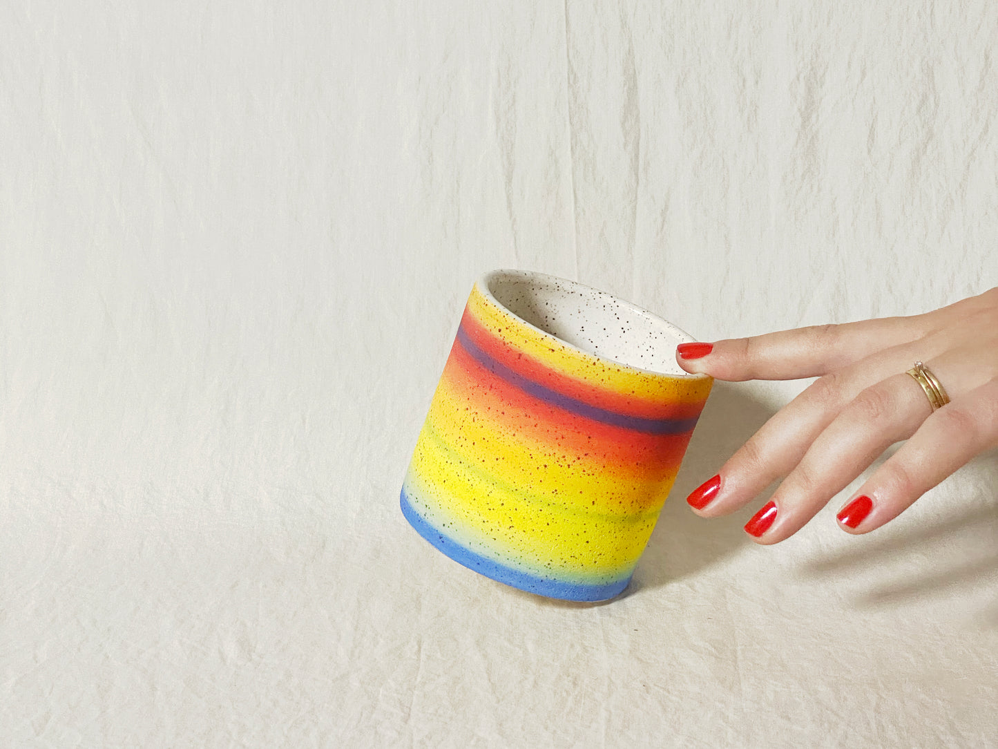 "Blur" Cup - Rainbow Ombre