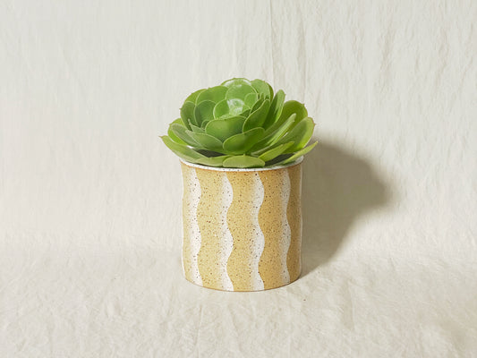 Wave Planter / Pot