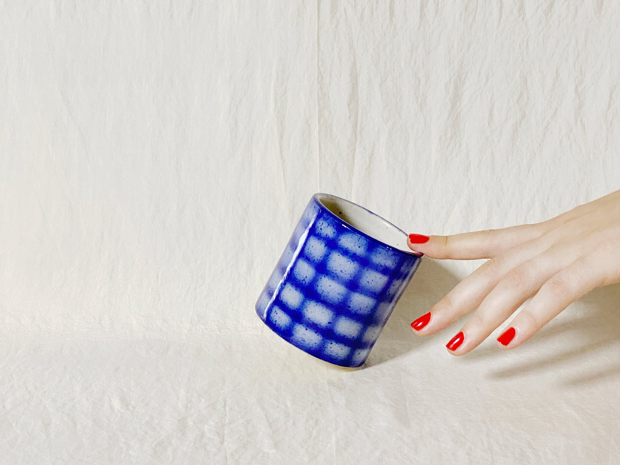 Blurred Gridlines - Small Blue