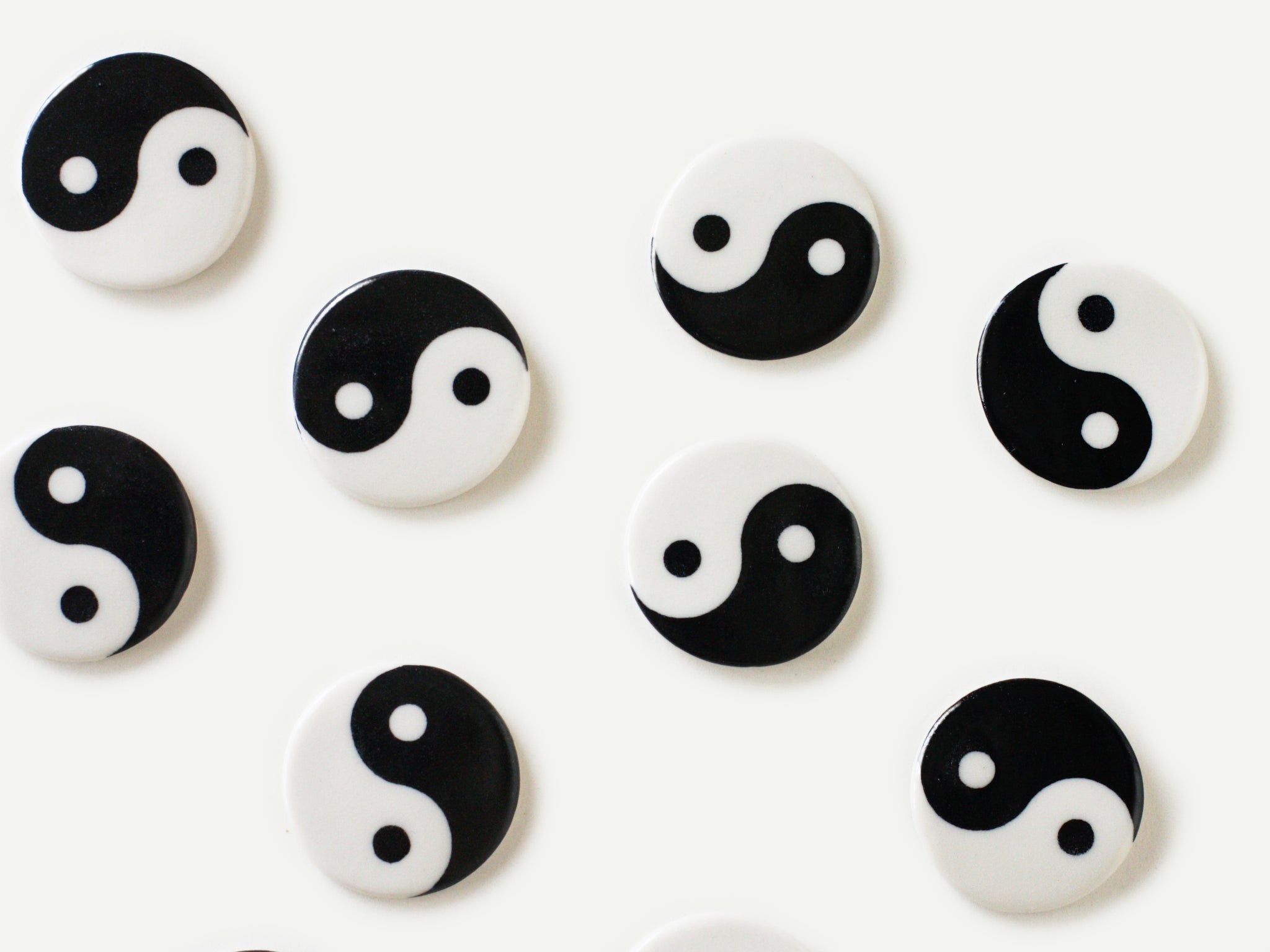 Yin Yang Symbol Black White Slime Polymer Clay Slice Slices Fake Bake –  Crystal Bay Supplies